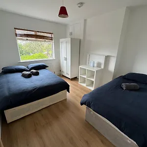 Nice Triple At 2 Iveragh Rd-6 Gasthof