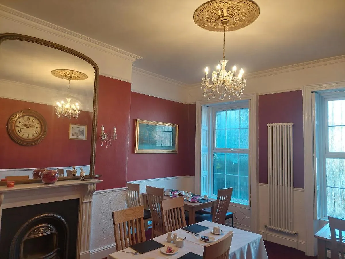 Parkway Guesthouse Dublin 3*,